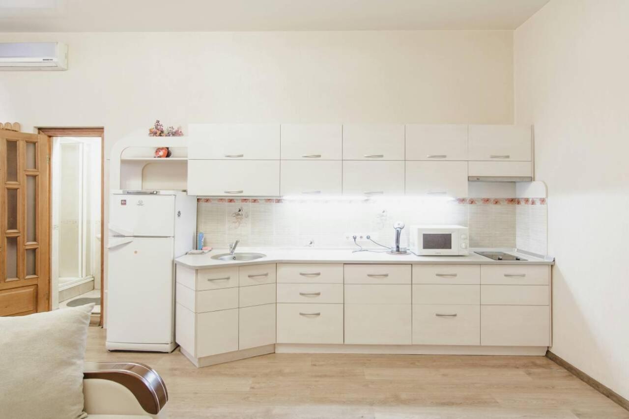 Deribas Apartments Odessa Luaran gambar