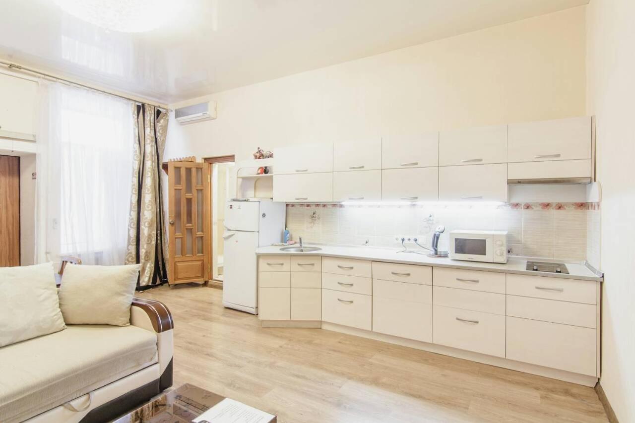 Deribas Apartments Odessa Luaran gambar