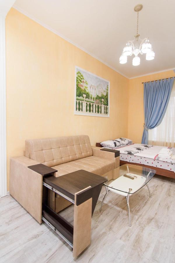 Deribas Apartments Odessa Luaran gambar