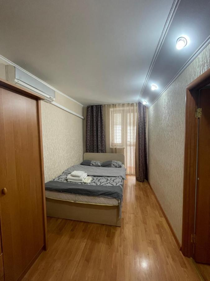Deribas Apartments Odessa Luaran gambar