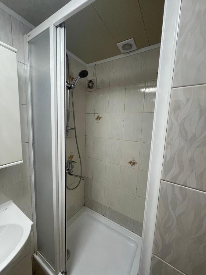 Deribas Apartments Odessa Luaran gambar