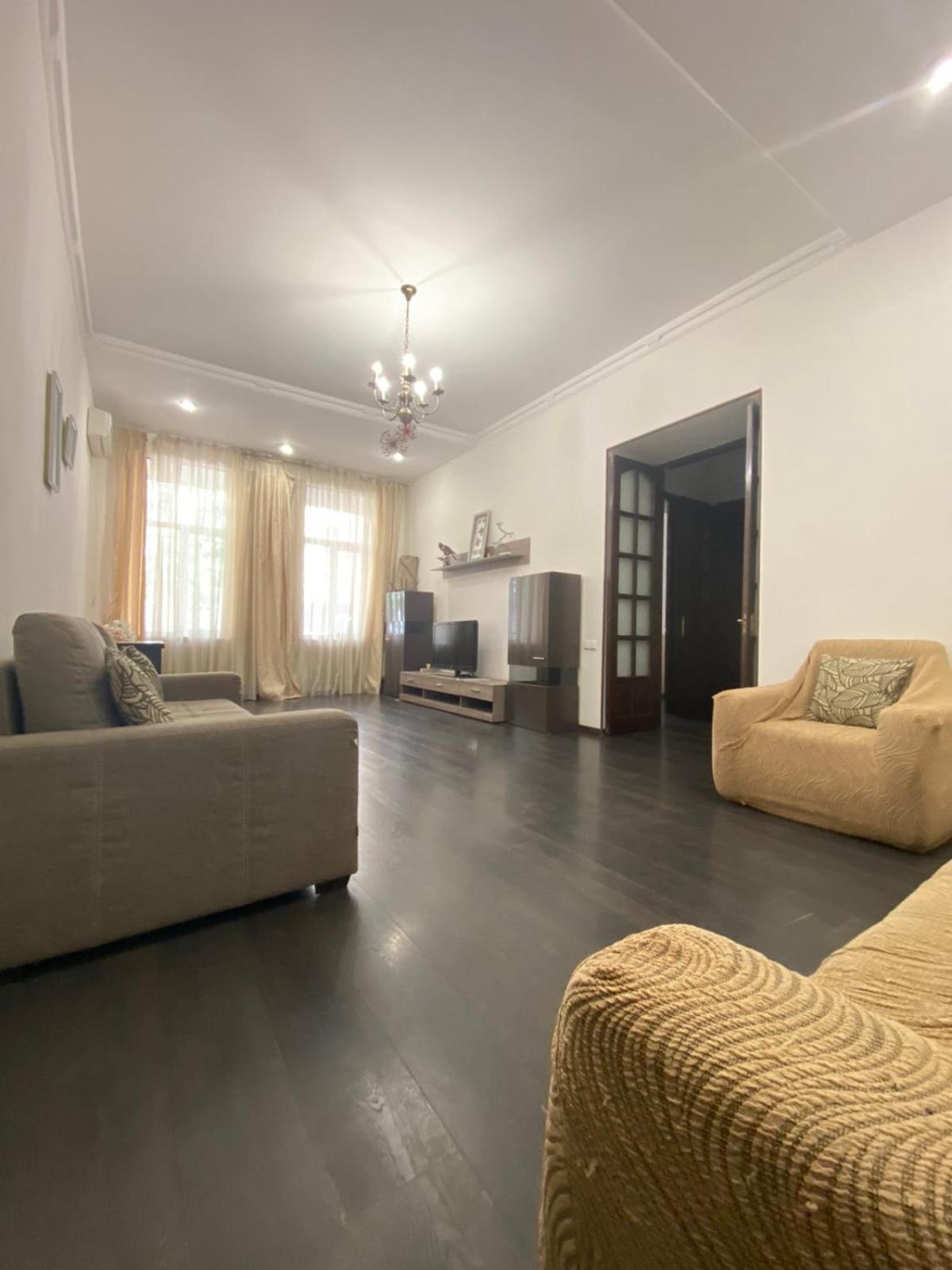 Deribas Apartments Odessa Luaran gambar